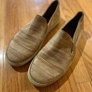 Men’s Frye slip on shoes in good used condition, size 11